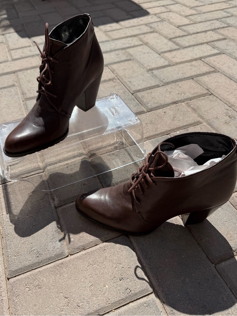 Stuart Weitzman Luxury Dark Brown Leather Lace-Up Granny Ankle Boots 7.5
